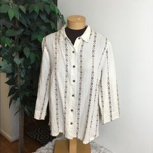 LIZ Claiborne first Issue size large button dow